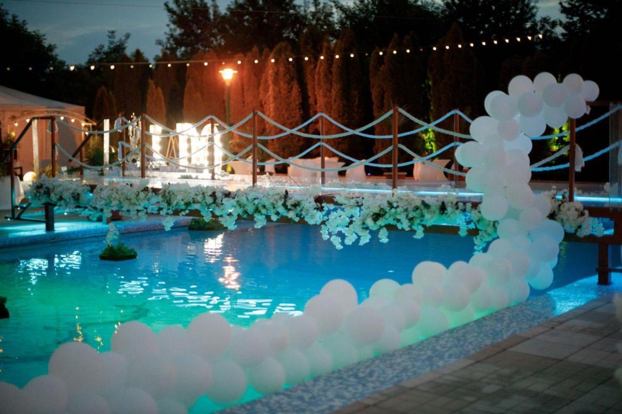 Hotel Levisticum Μπακάου Εξωτερικό φωτογραφία