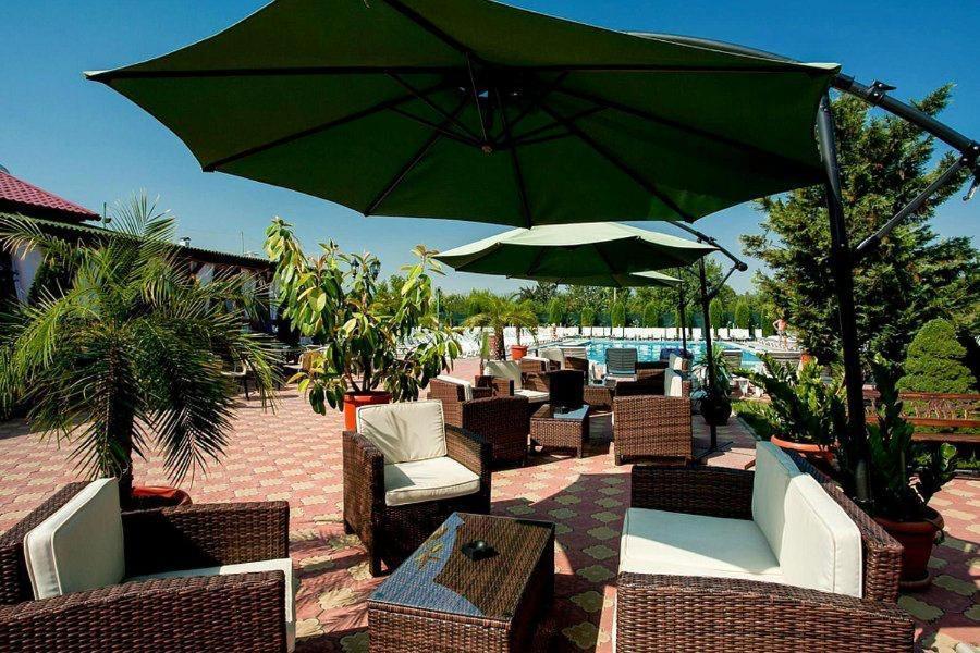 Hotel Levisticum Μπακάου Εξωτερικό φωτογραφία