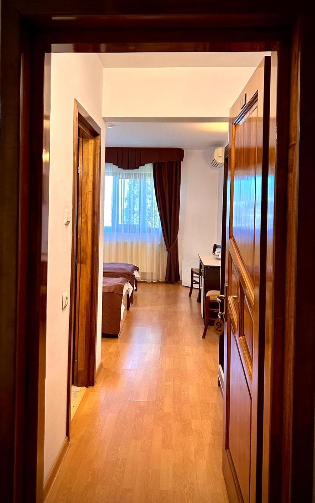 Hotel Levisticum Μπακάου Εξωτερικό φωτογραφία